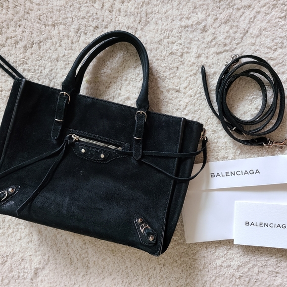 Balenciaga - Picture 3 of 7